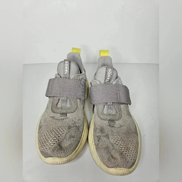 Sorel Sneakers Light Grey with Neon Yellow Accent velcro closure - Picture 7 of 7